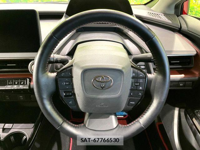Toyota PRIUS PHV 2023-08 8628518-10