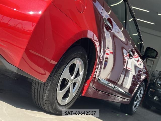 Toyota PRIUS PHV 2012-02 8628528-12