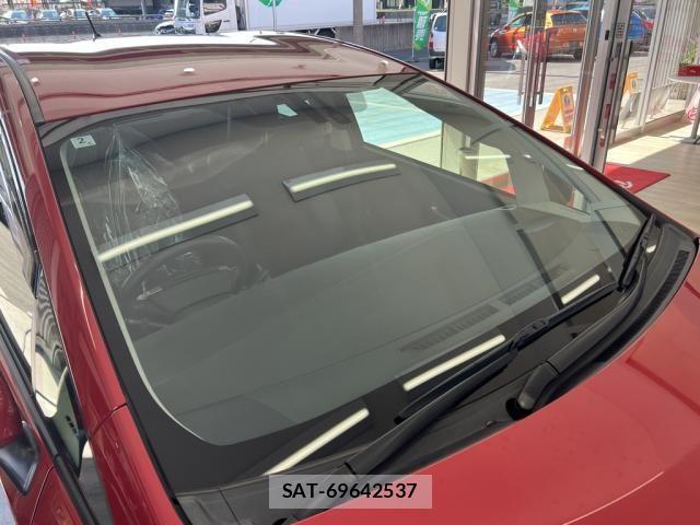 Toyota PRIUS PHV 2012-02 8628528-14