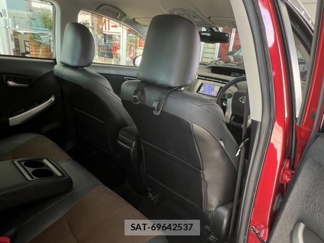 Toyota PRIUS PHV 2012-02 8628528-25