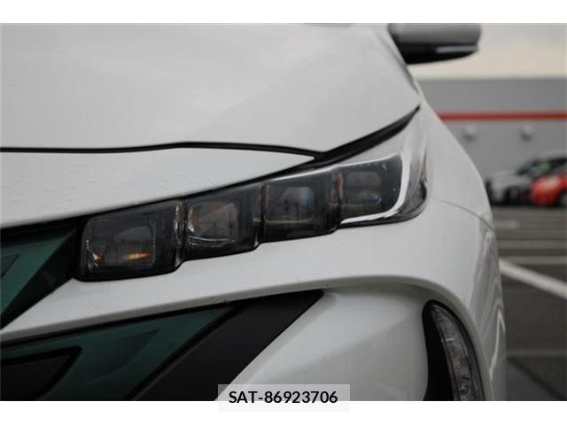 Toyota PRIUS PHV 2017-05 8628525-14