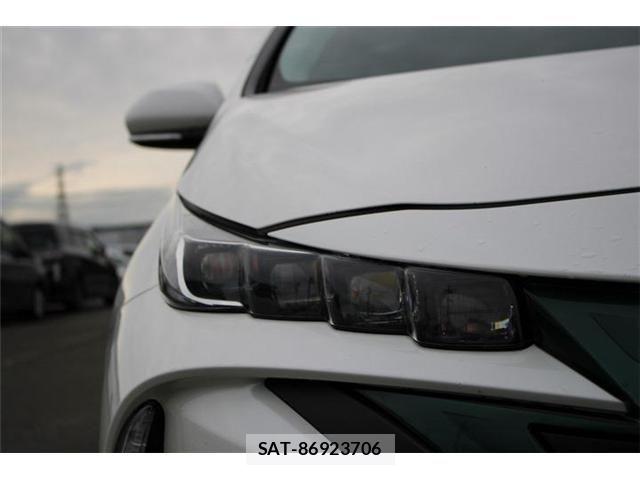 Toyota PRIUS PHV 2017-05 8628525-16