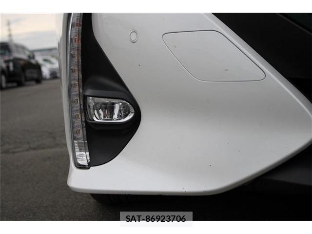 Toyota PRIUS PHV 2017-05 8628525-17
