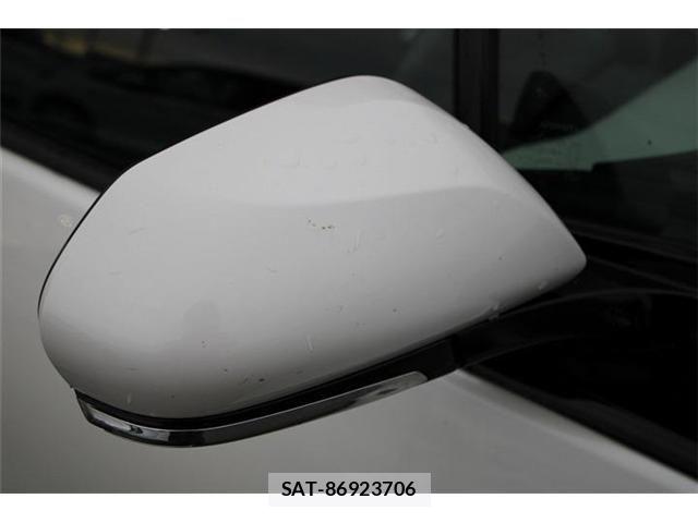 Toyota PRIUS PHV 2017-05 8628525-18