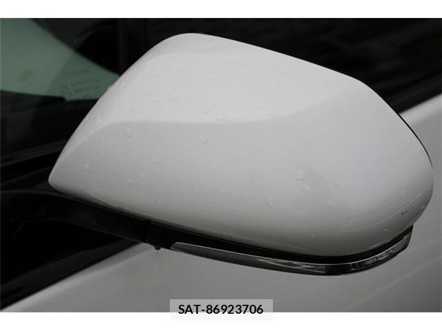 Toyota PRIUS PHV 2017-05 8628525-20