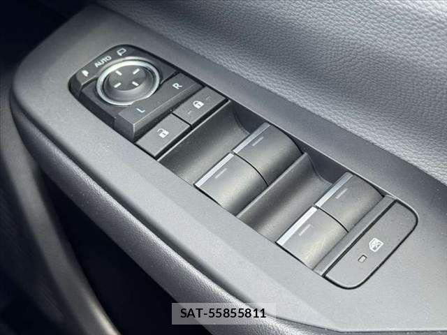 Toyota PRIUS PHV 2024-08 8628517-29