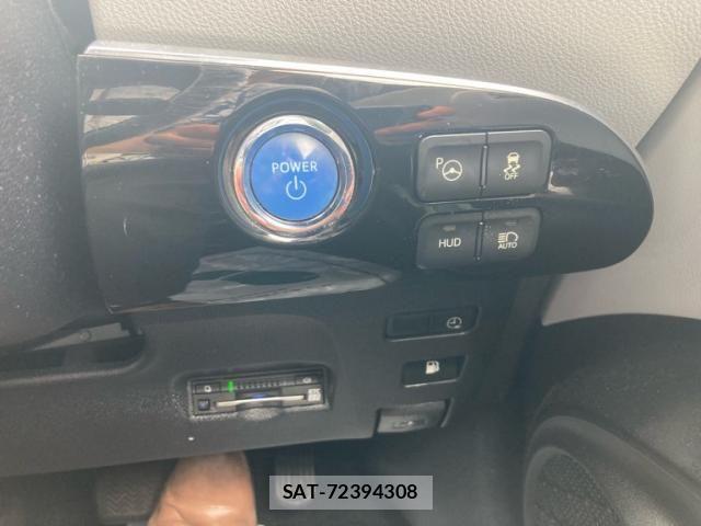 Toyota PRIUS PHV 2017-07 8628527-25