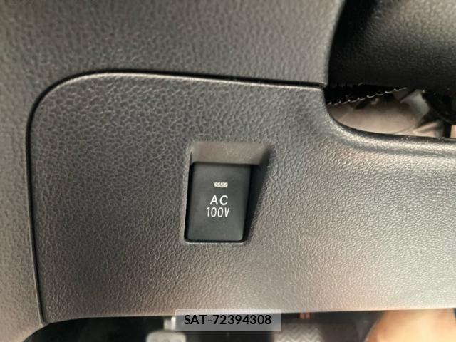 Toyota PRIUS PHV 2017-07 8628527-28