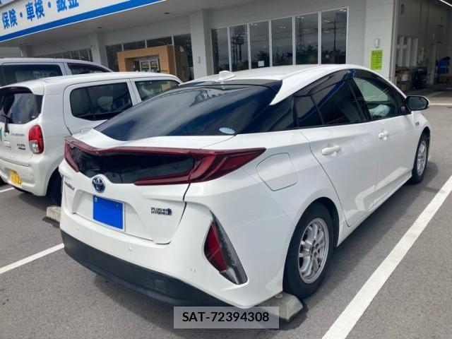 Toyota PRIUS PHV 2017-07 8628527-2