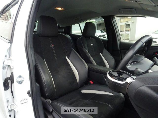 Toyota PRIUS PHV 2021-08 8628519-9
