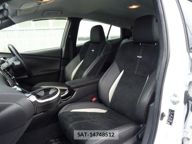 Toyota PRIUS PHV 2021-08 8628519-10