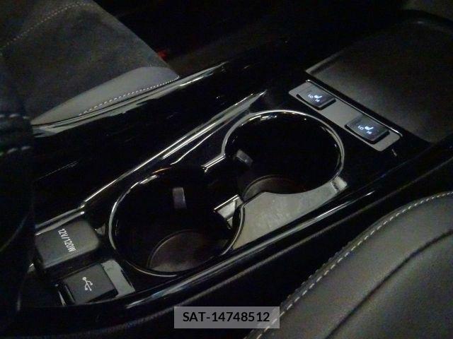 Toyota PRIUS PHV 2021-08 8628519-22