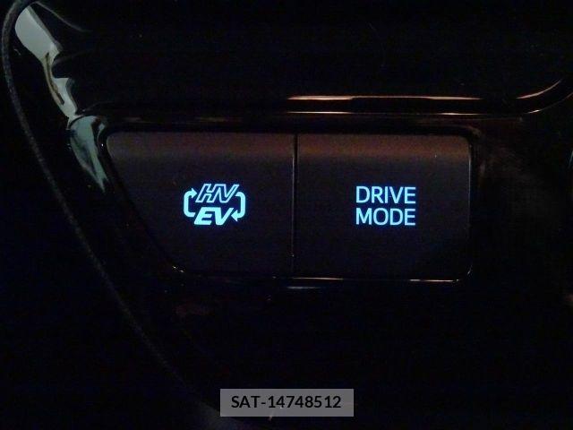 Toyota PRIUS PHV 2021-08 8628519-23