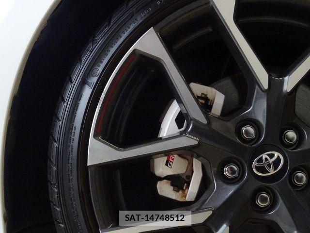 Toyota PRIUS PHV 2021-08 8628519-26