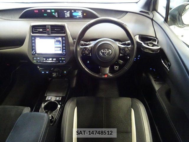 Toyota PRIUS PHV 2021-08 8628519-8