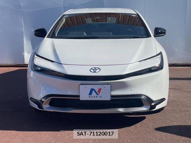 Toyota PRIUS PHV 2025-04 8628516-13