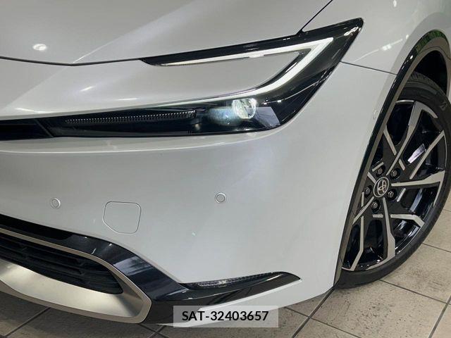 Toyota PRIUS PHV 2023-08 8666774-11