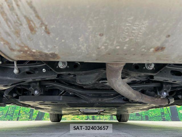 Toyota PRIUS PHV 2023-08 8666774-18