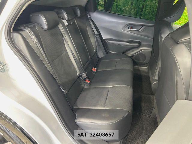 Toyota PRIUS PHV 2023-08 8666774-8