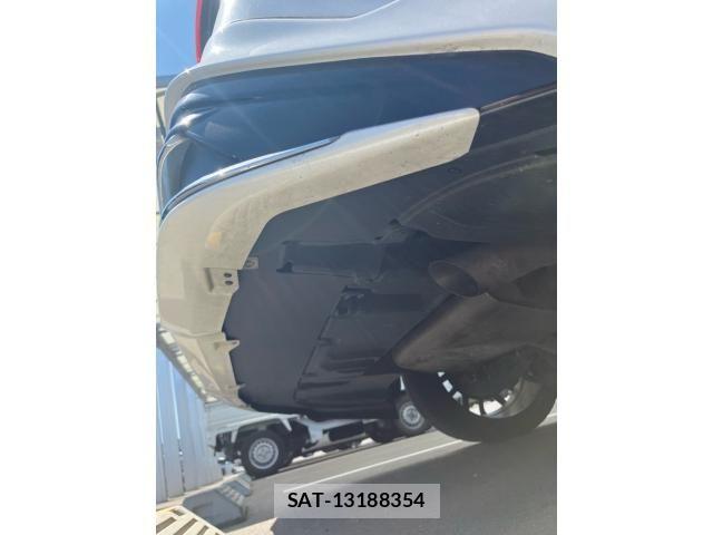 Toyota PRIUS PHV 2017-06 8661141-5