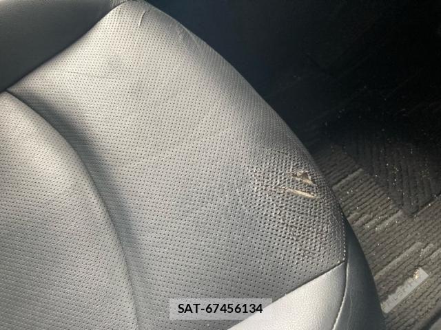 Toyota PRIUS PHV 2018-02 8661140-12