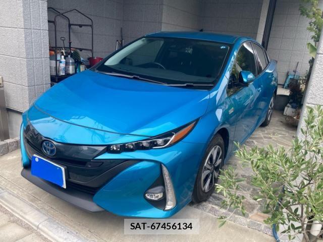 Toyota PRIUS PHV 2018-02 8661140-1