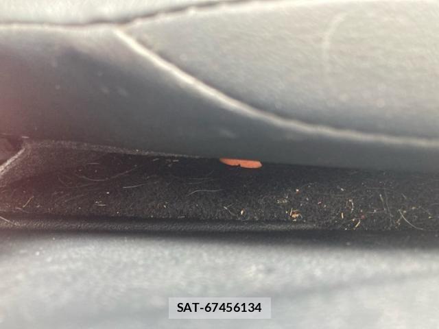 Toyota PRIUS PHV 2018-02 8661140-20