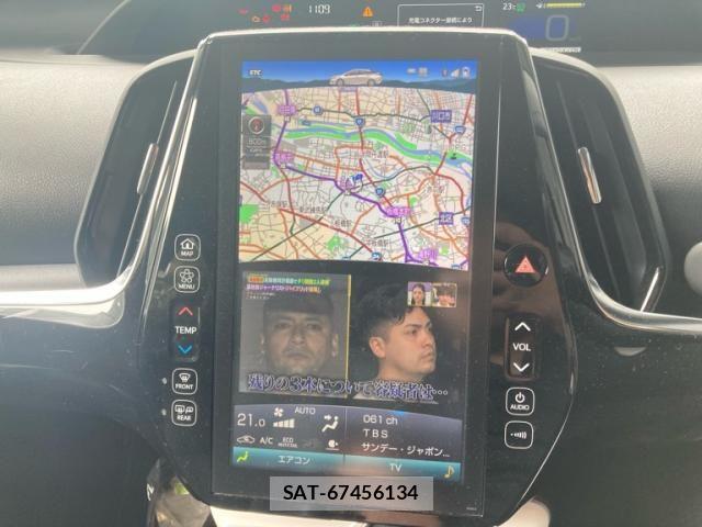 Toyota PRIUS PHV 2018-02 8661140-21