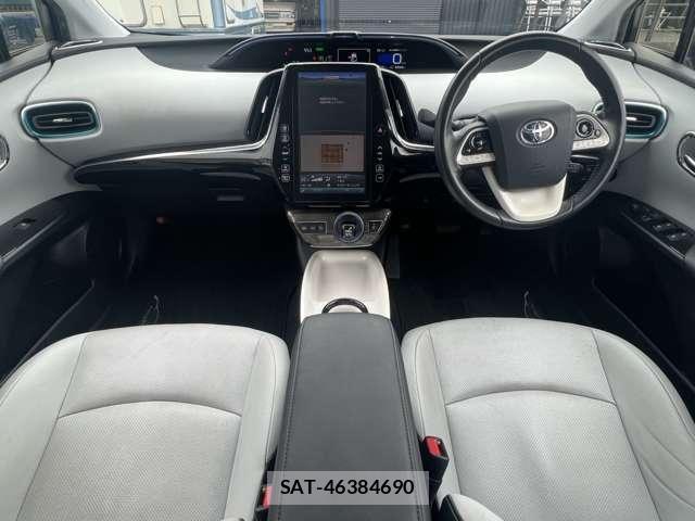 Toyota PRIUS PHV 2017-03 8666776-15