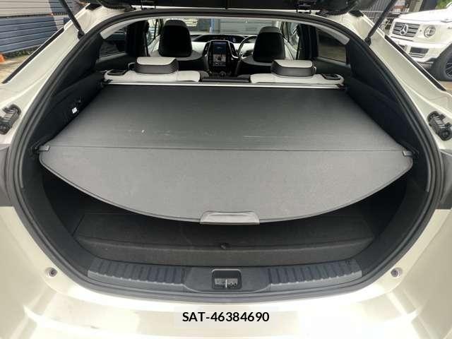 Toyota PRIUS PHV 2017-03 8666776-18