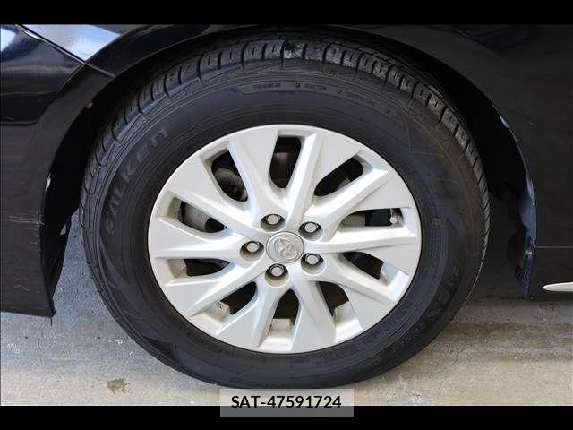Toyota PRIUS PHV 2014-01 8686372-13