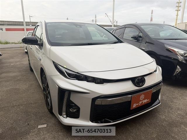 Toyota PRIUS PHV 2017-11 8686369-0