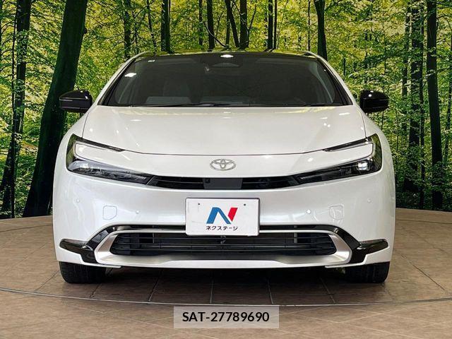 Toyota PRIUS PHV 2023-05 8686368-13