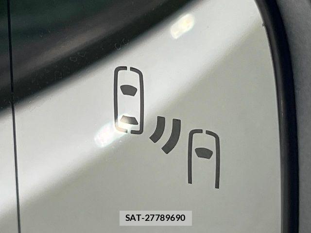 Toyota PRIUS PHV 2023-05 8686368-6