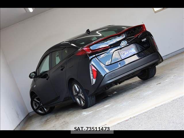 Toyota PRIUS PHV 2021-09 8686371-10