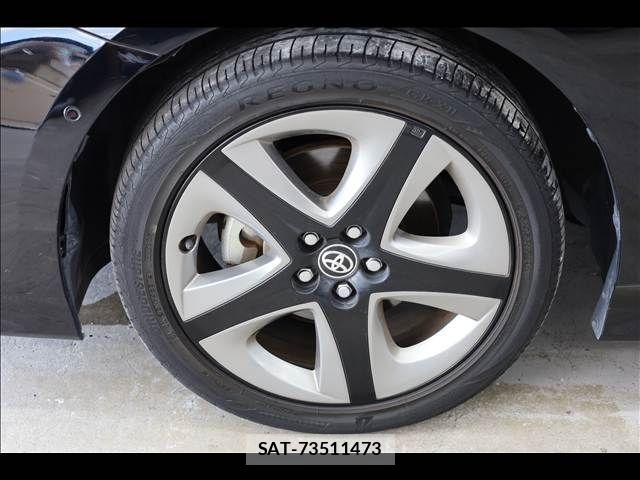 Toyota PRIUS PHV 2021-09 8686371-13
