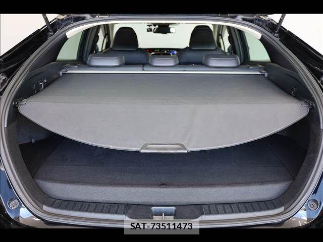 Toyota PRIUS PHV 2021-09 8686371-19