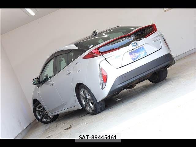 Toyota PRIUS PHV 2021-08 8745408-10