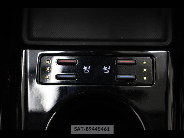 Toyota PRIUS PHV 2021-08 8745408-14