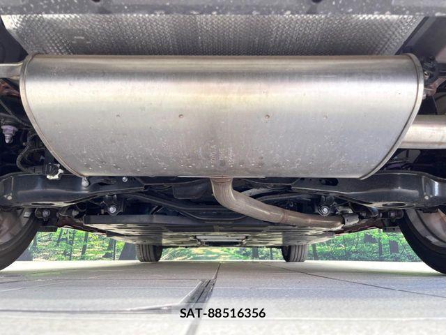 Toyota PRIUS PHV 2023-05 8745406-18