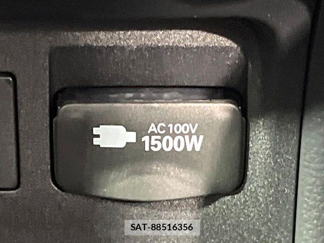 Toyota PRIUS PHV 2023-05 8745406-5
