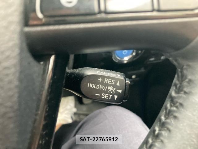 Toyota PRIUS PHV 2022-11 8745407-17