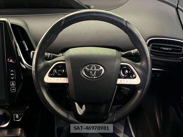 Toyota PRIUS PHV 2017-02 8745409-11