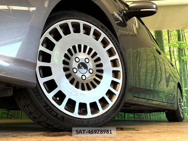 Toyota PRIUS PHV 2017-02 8745409-18