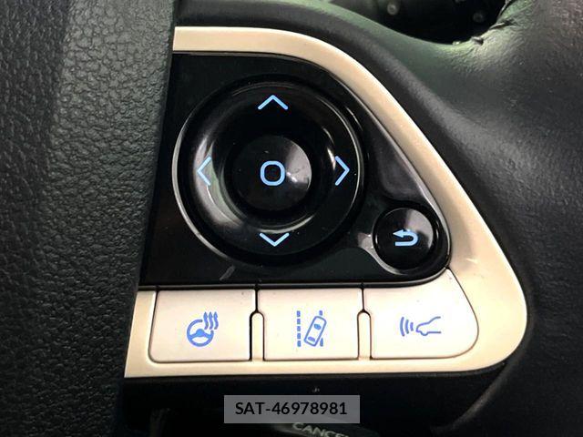 Toyota PRIUS PHV 2017-02 8745409-4