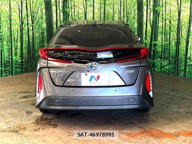 Toyota PRIUS PHV 2017-02 8745409-8