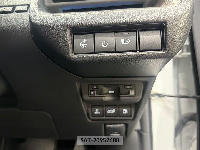 Toyota PRIUS PHV 2023-05 8745404-13