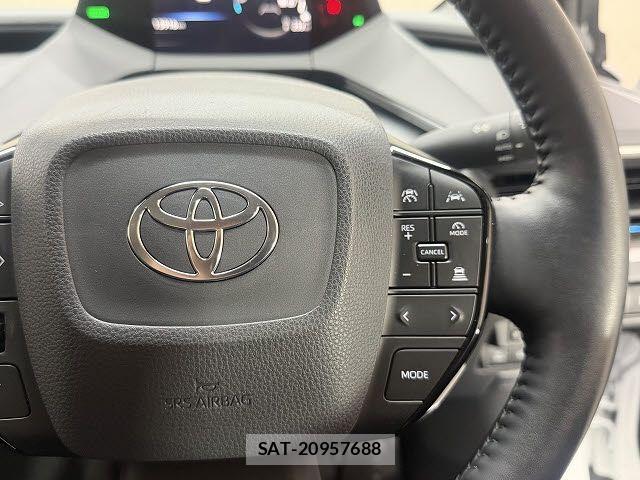 Toyota PRIUS PHV 2023-05 8745404-15