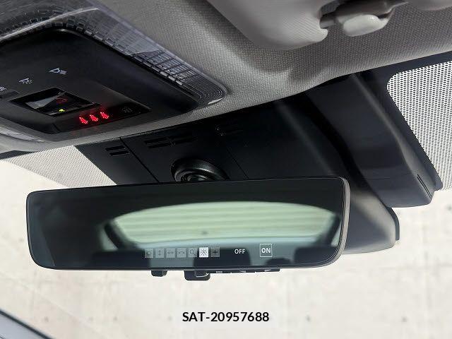 Toyota PRIUS PHV 2023-05 8745404-19