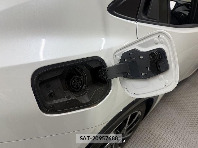 Toyota PRIUS PHV 2023-05 8745404-3